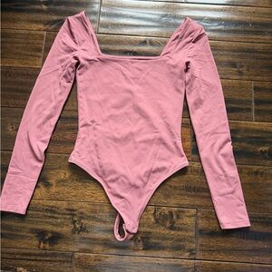 Aritzia Babaton Bodysuit